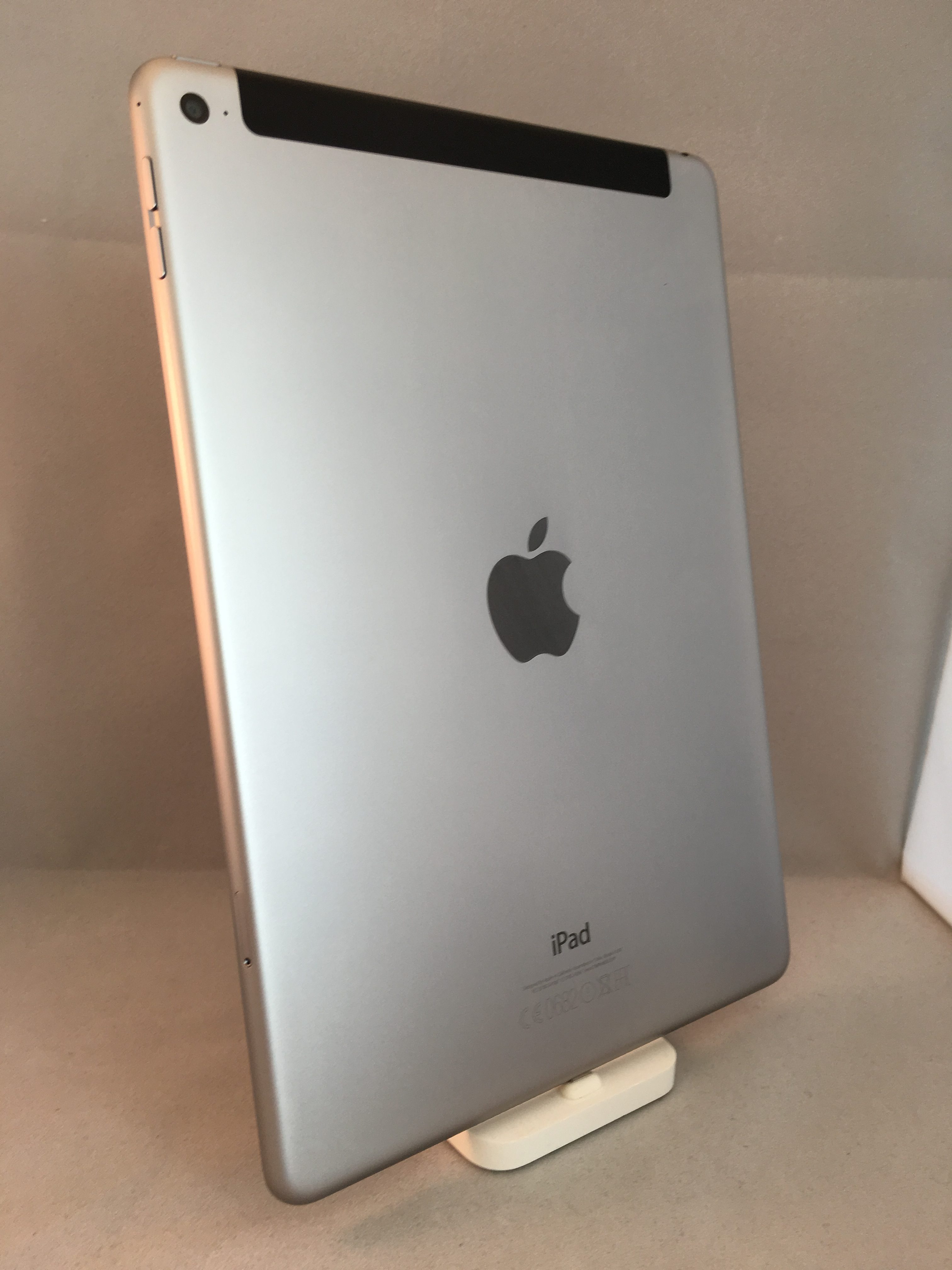iPad Air 2 4G 128GB / GRAY - mResell.se