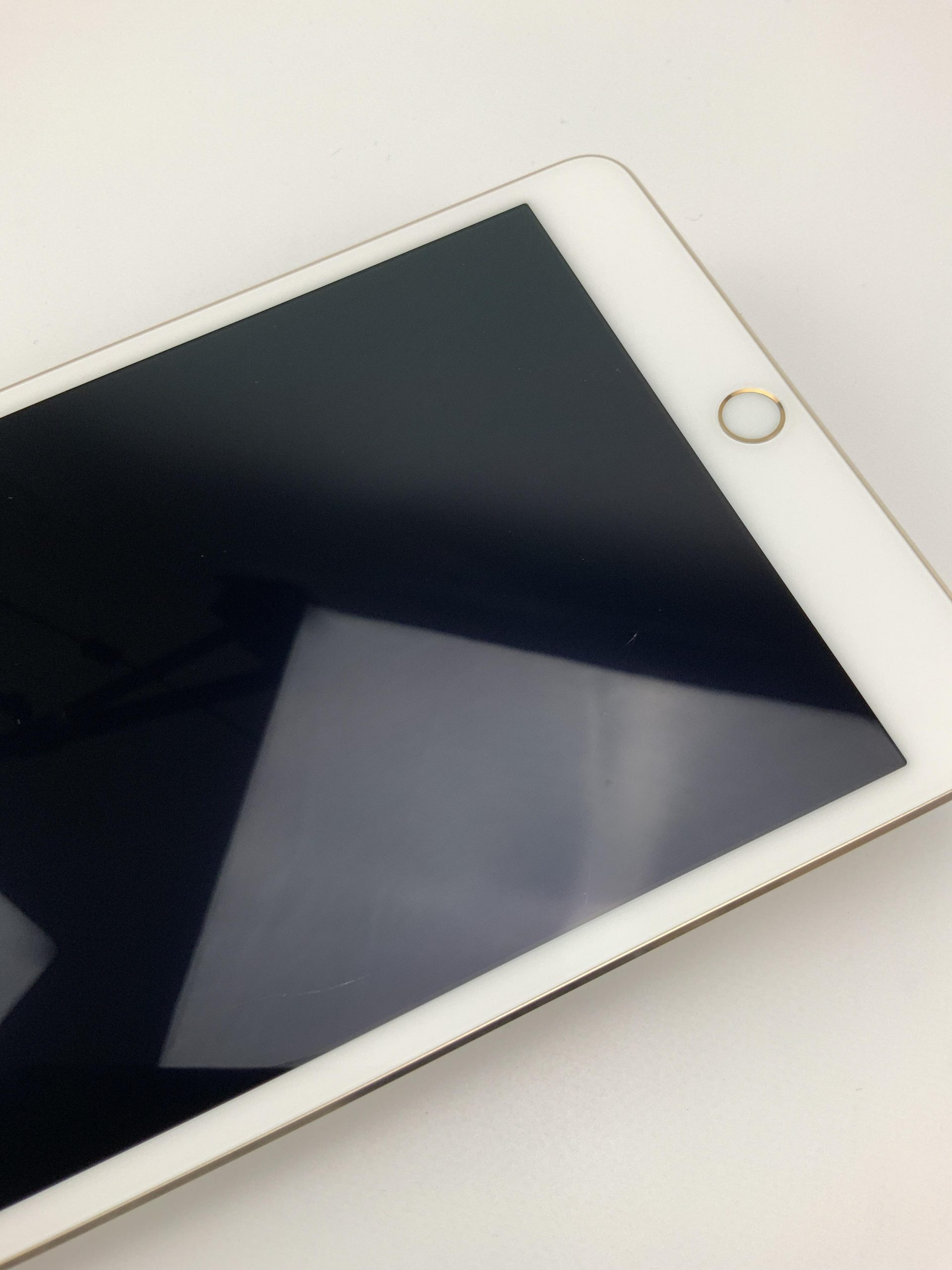 iPad mini 4 Wi-Fi + Cellular 64GB, 64GB, Gold, Bild 4