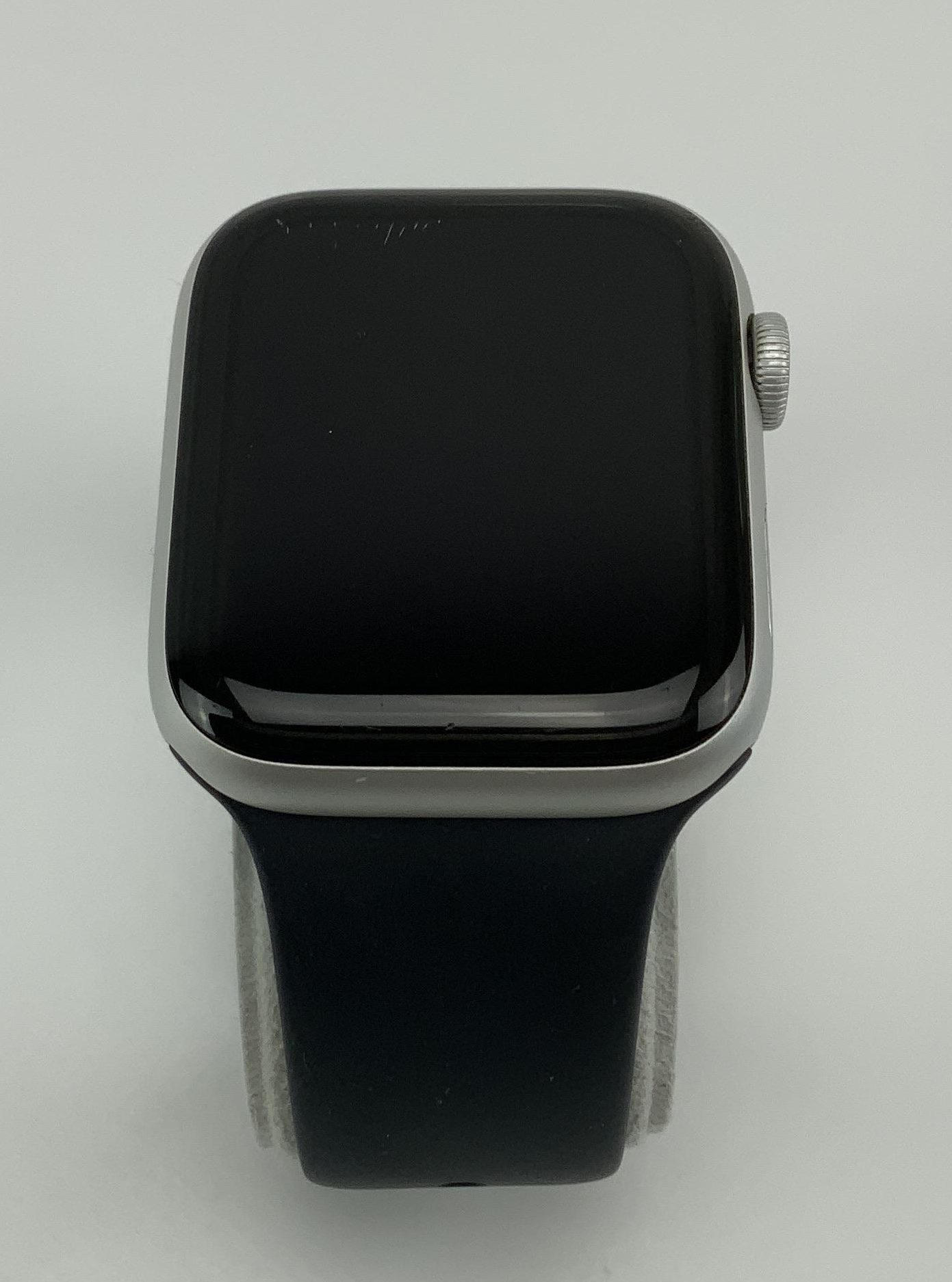 Watch Series 4 Aluminum (44mm), Silver, Black Sport Band, imagen 1