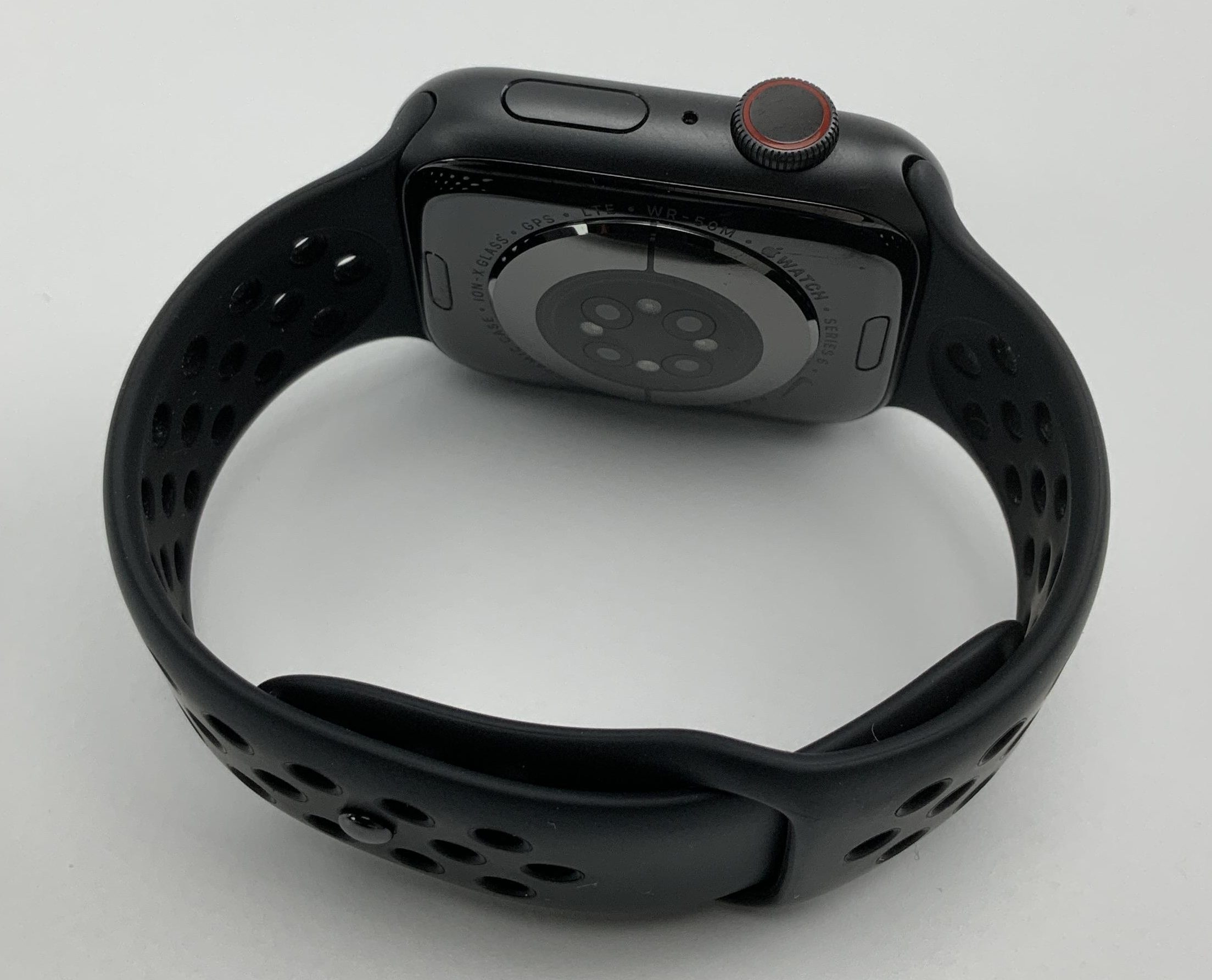 Watch Series 6 Aluminum Cellular (44mm), Space Gray, image 3